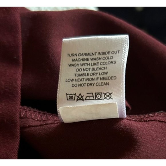 Figs Catarina Women's Burgundy Scrub Top Technical Collection Size XS - Picture 6 of 6